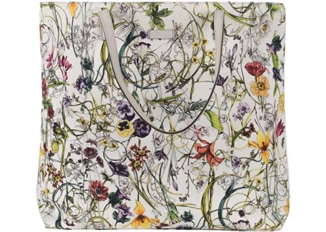 gucci flora print history.